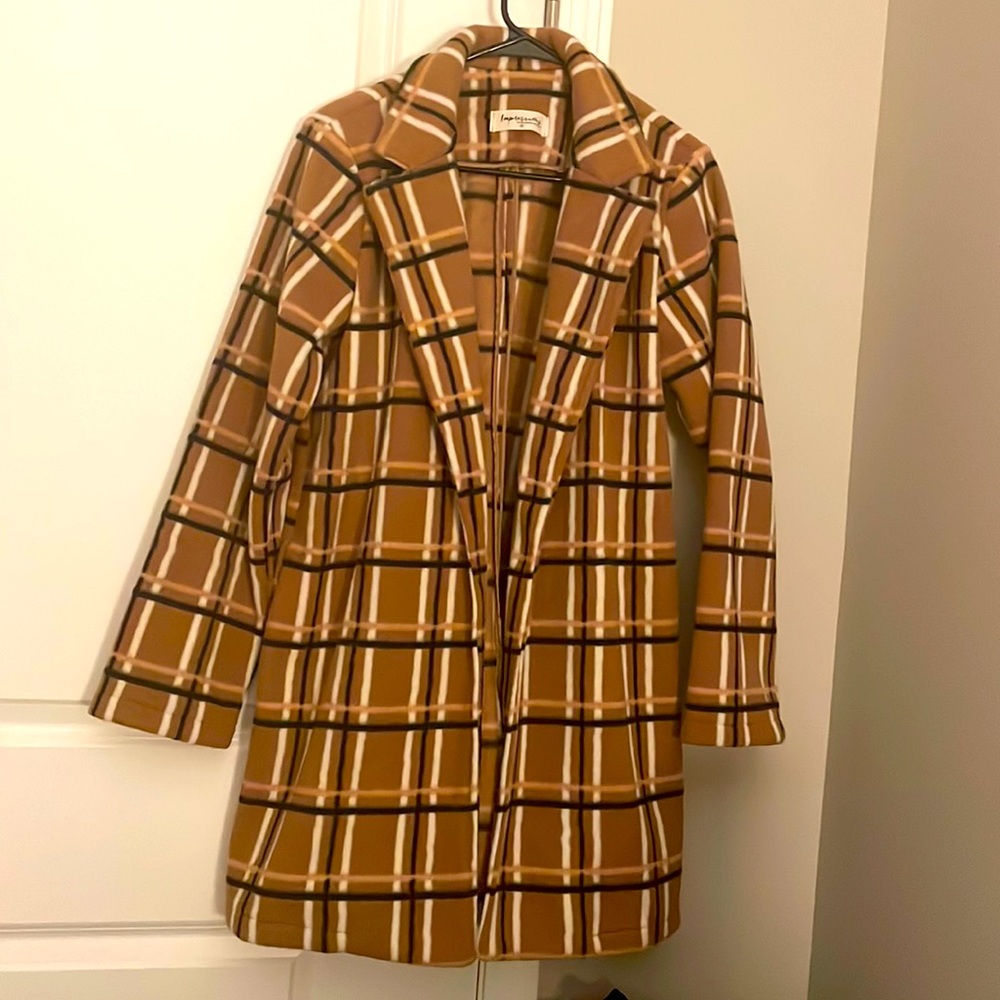 Impressions Boutique plaid blazer trench coat!
